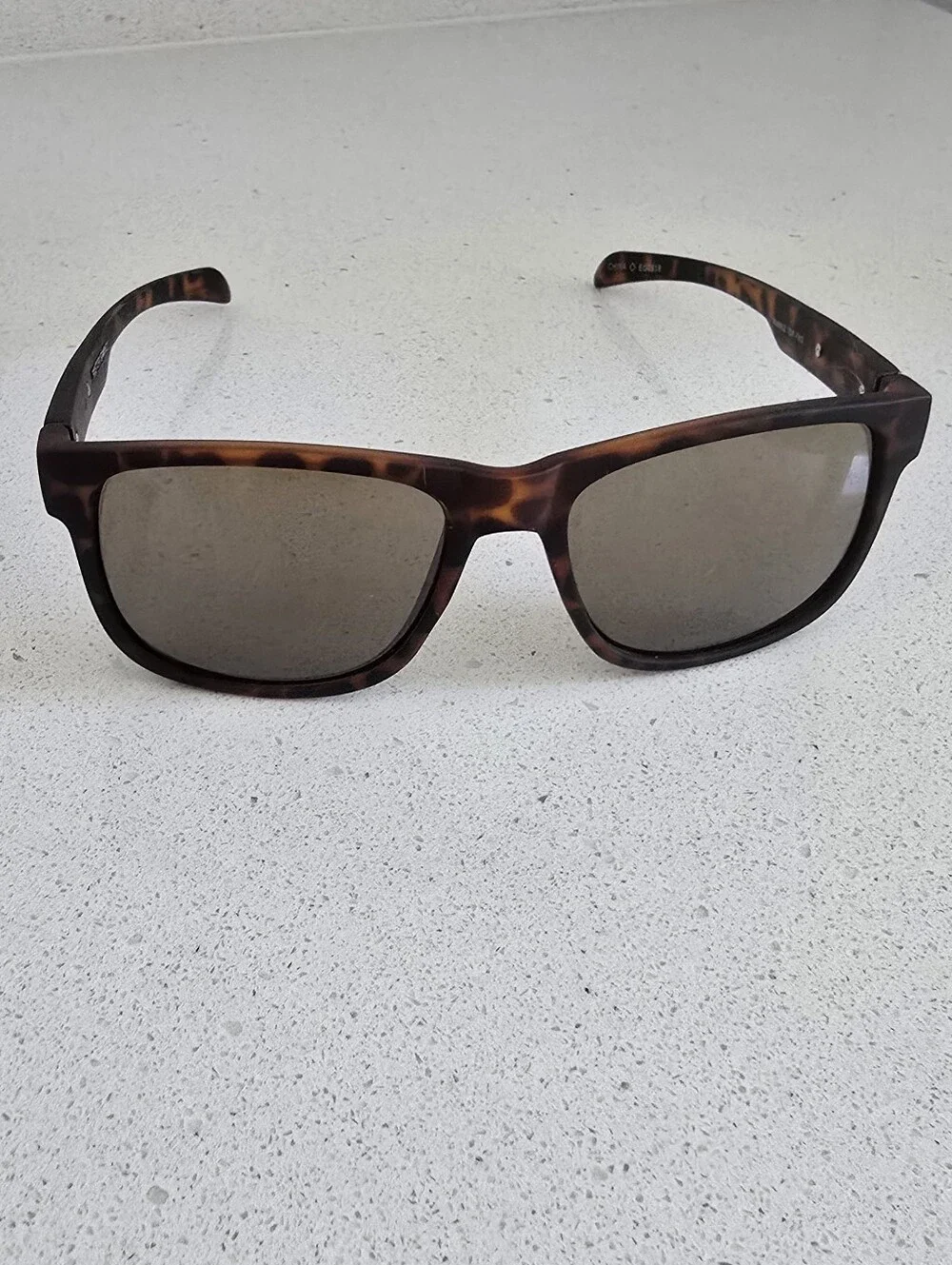 Foster Grant Tortoiseshell Rectangle Sunglasses with Brown Lenses